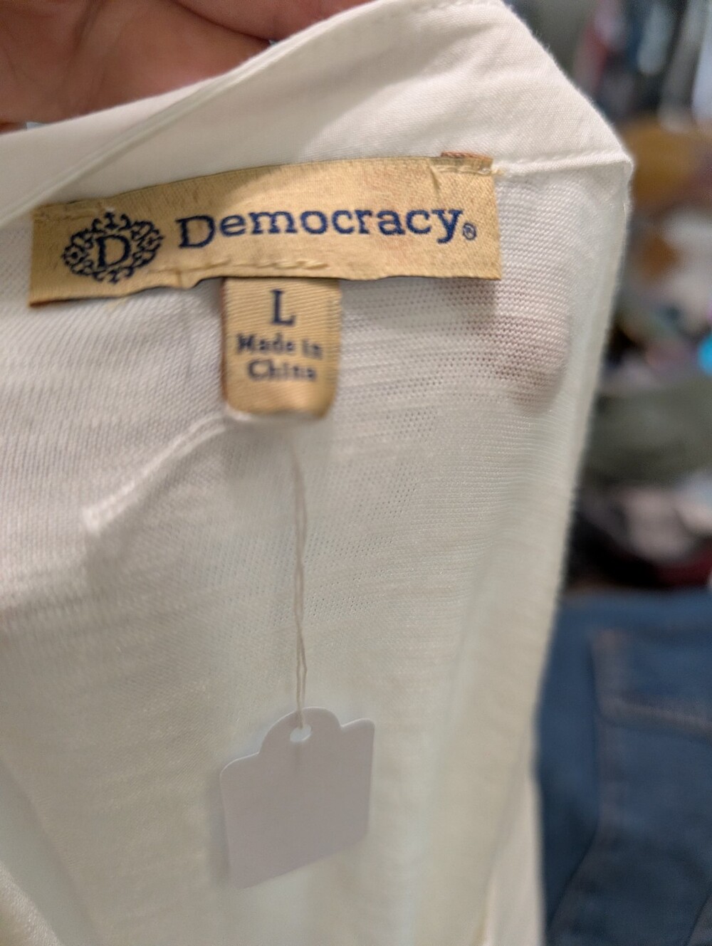 Democracy White on White Embroidered Short Sleeve Button Down Blouse - Picture 7 of 7